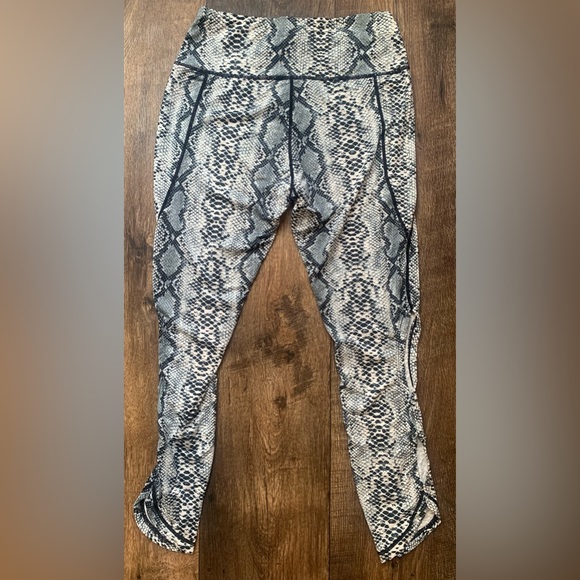 Lucky & Blessed Snakeskin Leggings - Picture 3 of 4